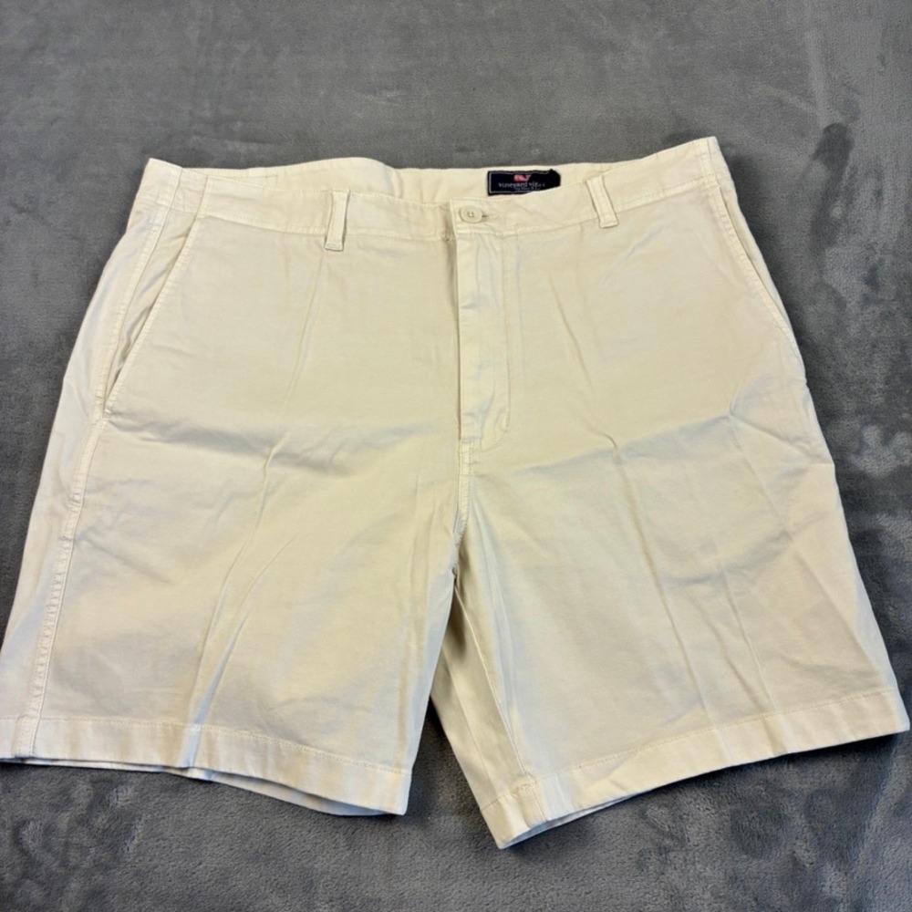 Vineyard Vines Men's Island Shorts Tan Chino Stretch Shorts Size 38 7in Inseam